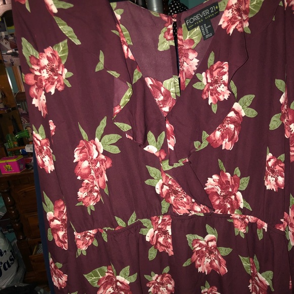 Romper - Picture 2 of 8